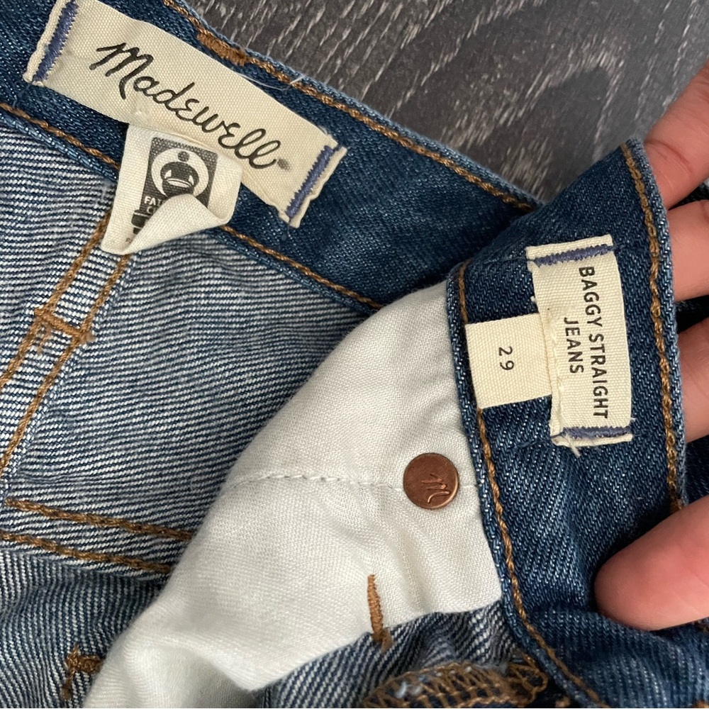 Madewell baggy straight jeans- worn once, size 29